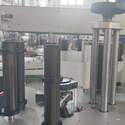 Máquina automática de etiquetado de acero inoxidable 304/316 de doble cara para venta de líquidos / salsas / aceites / pastas